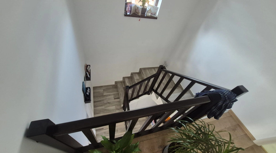 Oferta De vanzare casa, 4 camere, 110 mp , Miroslava,  Transanapet imagine 6