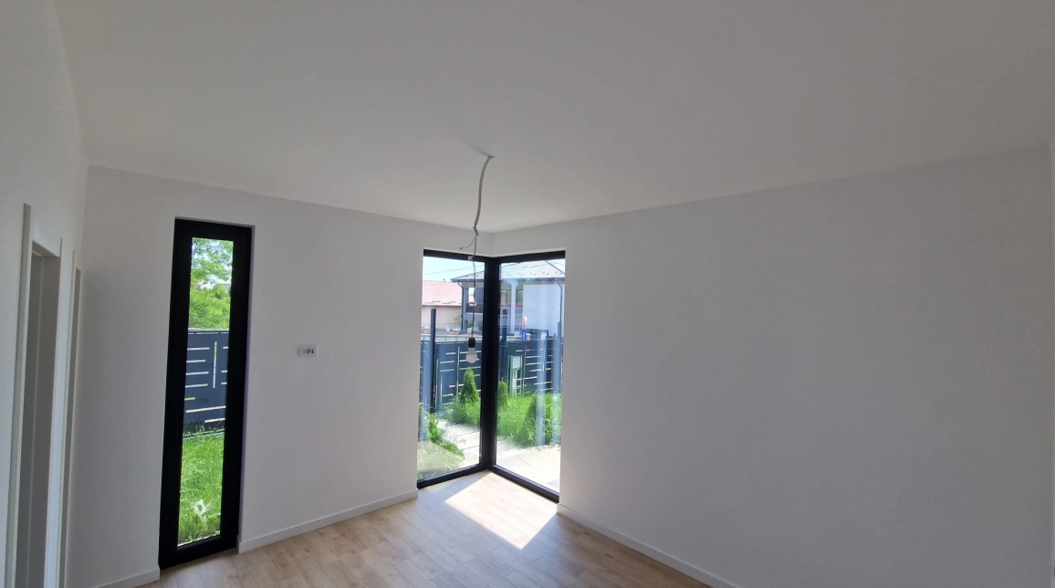 Oferta Miroslava casa 127 mp , 4 camere, de vanzare,  n spate la Familiy Market  imagine 7