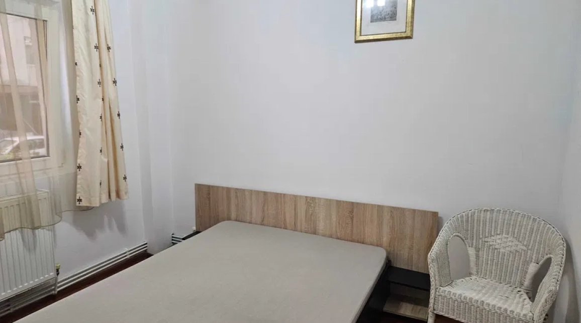 Oferta Central apartament 63 mp , 2 camere, decomandat, de inchiriat,  Hala Centrala imagine 3