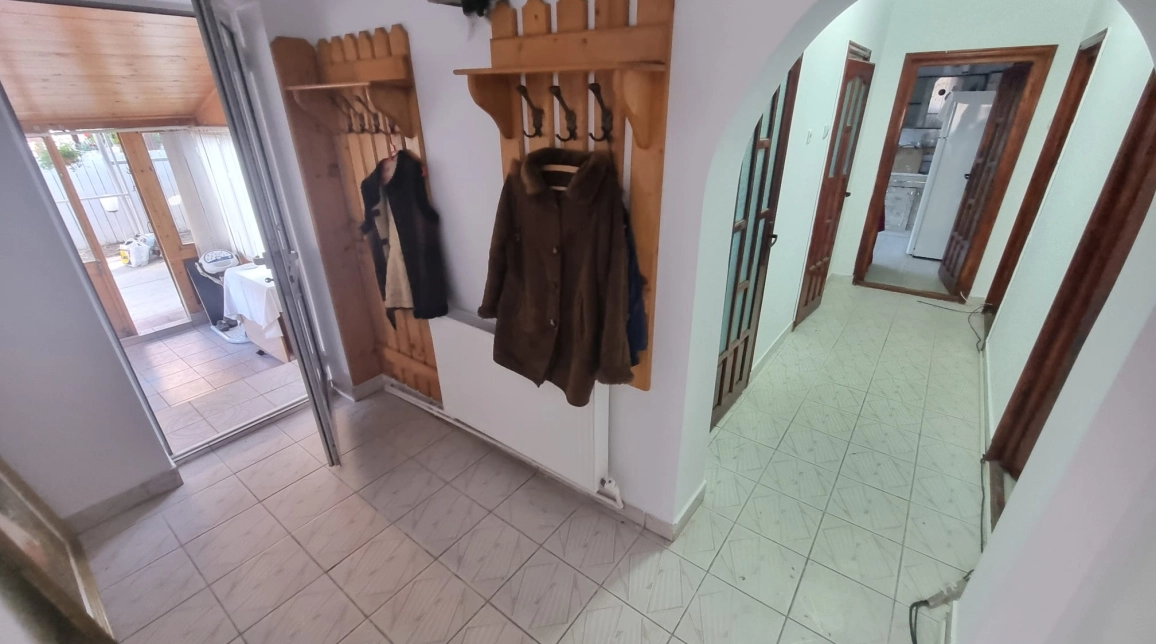 Oferta Casa, 3 camere, 68 mp , Podu Ros, de inchiriat,  Pizzeria Alila imagine 8