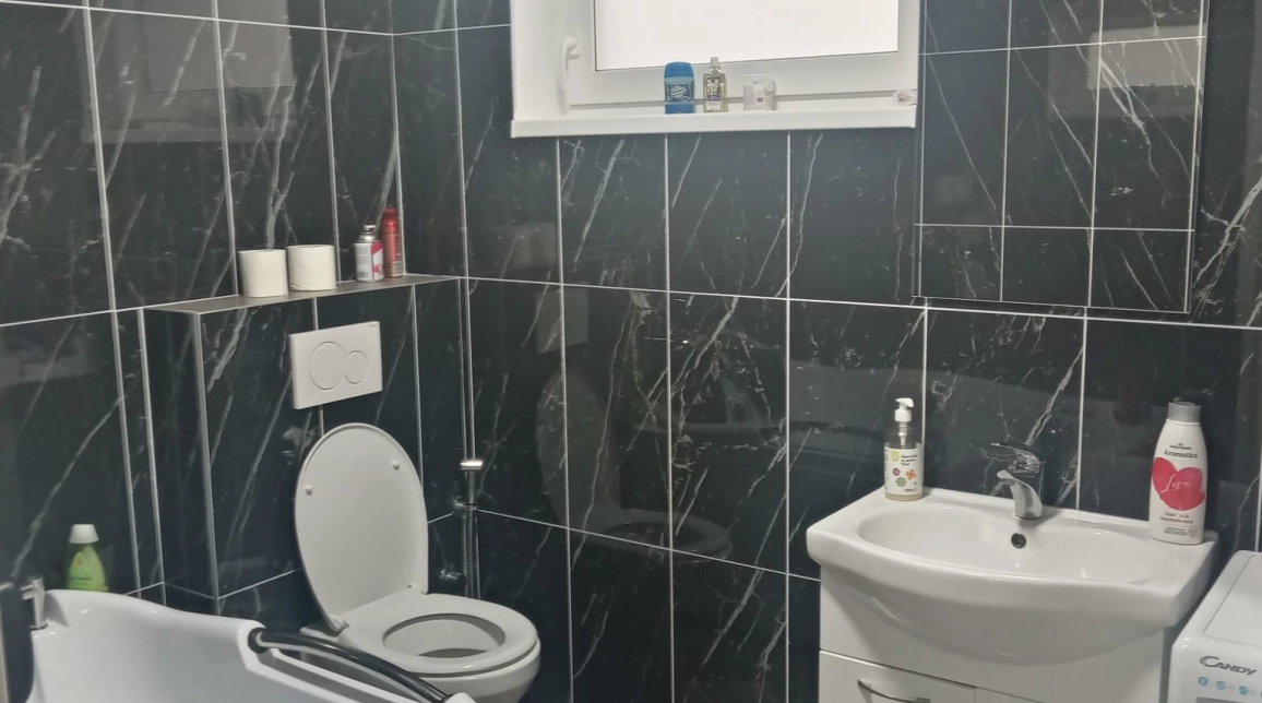 Oferta De vanzare casa, 5 camere, 180 mp , Ciurbesti,   imagine 8