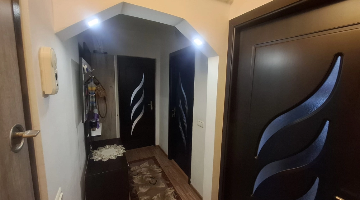 Oferta Apartament, 3 camere, semidecomandat, 54 mp , Metalurgie, de vanzare,   langa River's Towers imagine 9