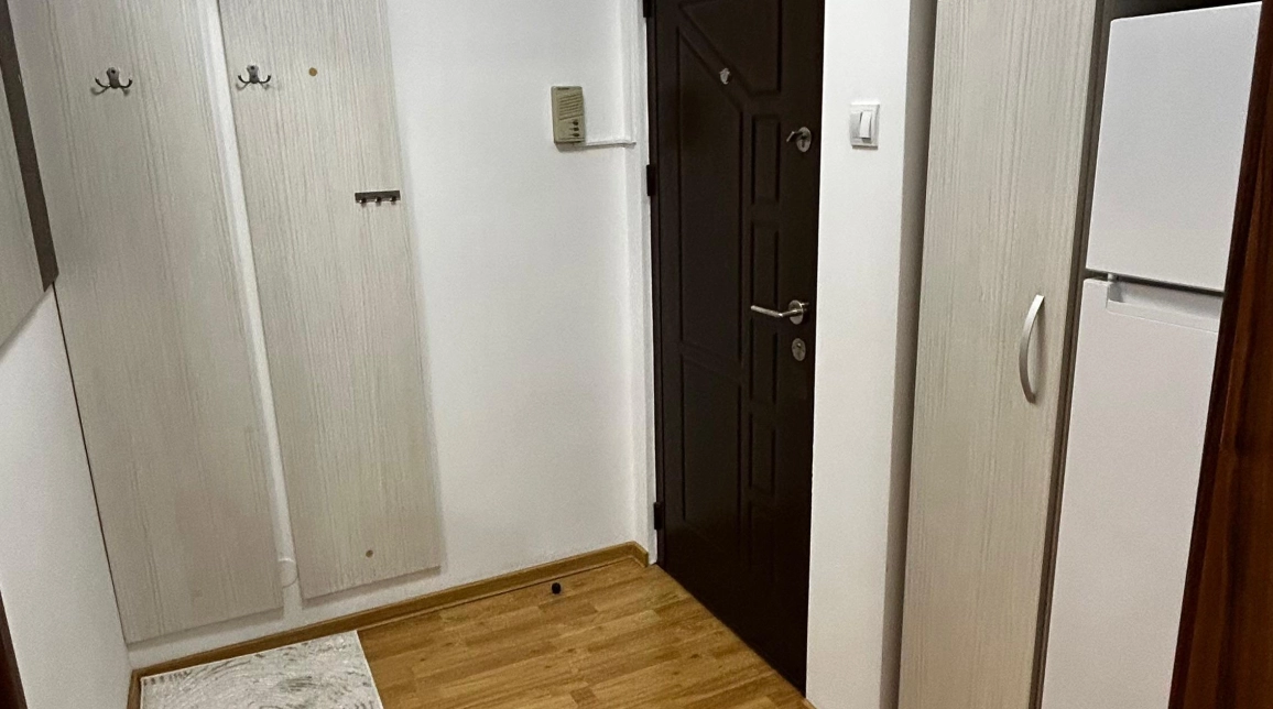 Oferta Podu Ros apartament 50 mp , 2 camere, semidecomandat, de vanzare,  Liceul Racovita imagine 2