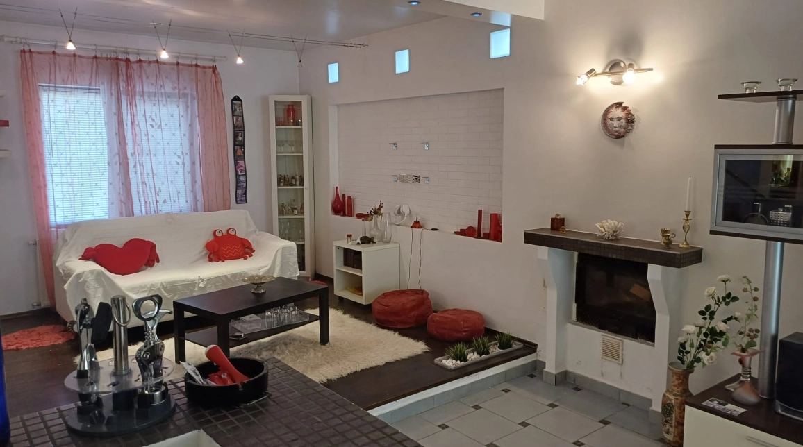 Oferta Casa de vanzare, 4 camere, 299 mp , Breazu,  Rediu  imagine 6