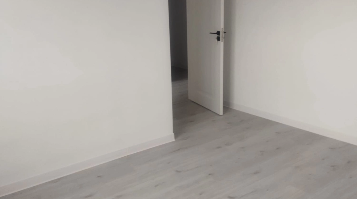 Oferta 4 camere, 106 mp , de vanzare casa in zona Valea Adanca,  mai jos de 5 drumuri imagine 7