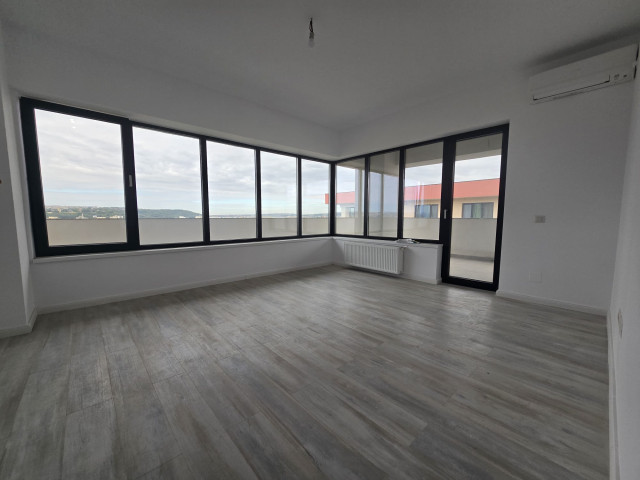 Podu Ros apartament nou  81 mp , 2 camere,  decomandat , de vanzare,  (Zona Centrala- 1 km de Palas) 159969