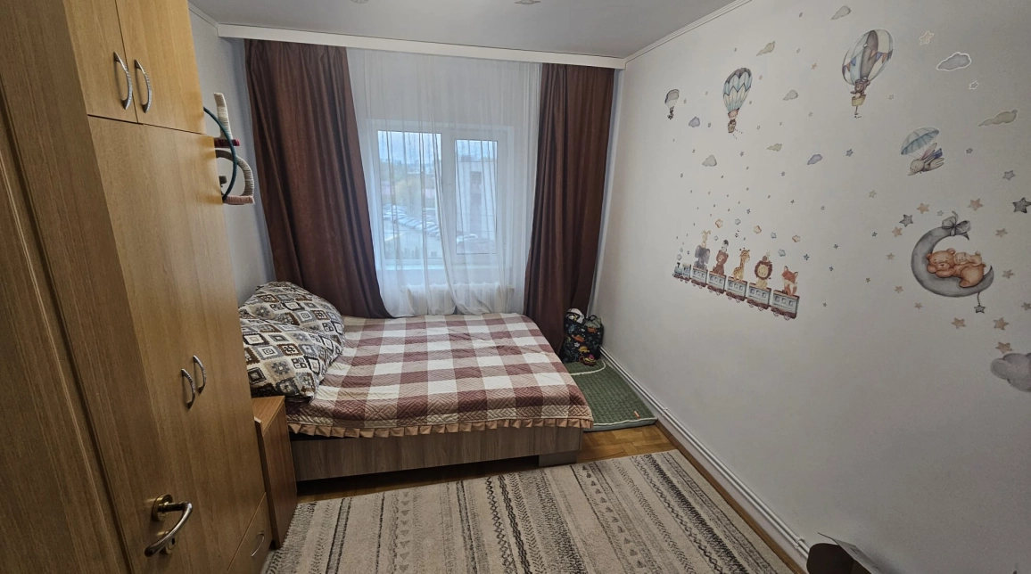 Oferta Apartament, 3 camere, decomandat, 73 mp , Poitiers, de vanzare,  la bulevard imagine 3