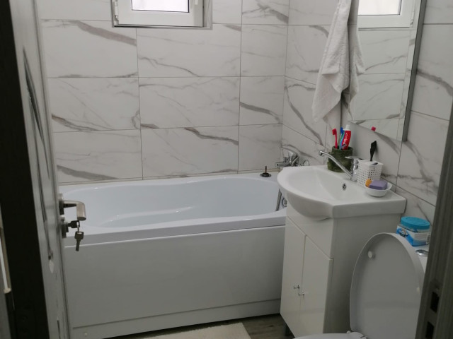 3 camere,   ,  65 mp , de vanzare apartament in zona Central,  (PALAS) 160633