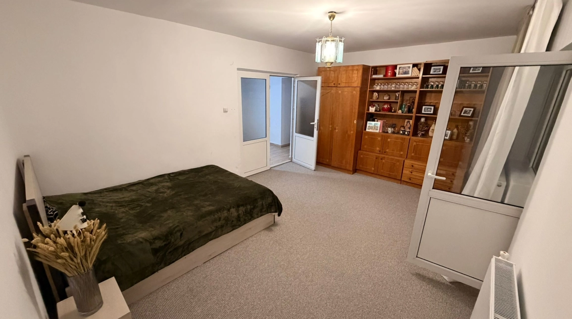 Oferta Dacia apartament 65 mp , 2 camere, decomandat, de vanzare,  Bicaz imagine 10