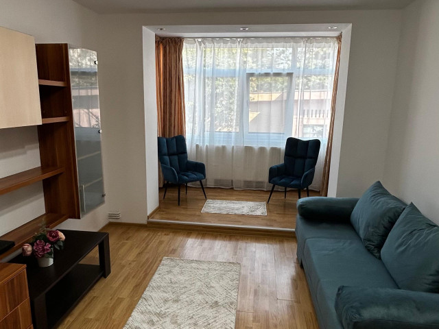 Podu Ros apartament  50 mp , 2 camere,  semidecomandat , de vanzare,  (Liceul Racovita) 162964