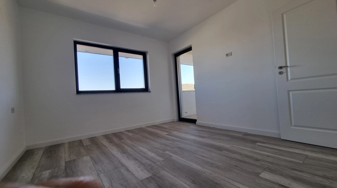 Oferta Bucium casa 120 mp , 4 camere, de vanzare,  Primaria Barnova imagine 5