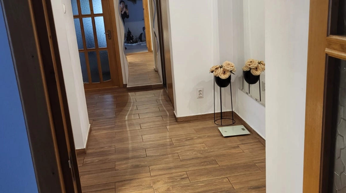 Oferta Gara apartament 80 mp , 3 camere, decomandat, de vanzare,  ARCU, CARREFOUR MARKET imagine 11