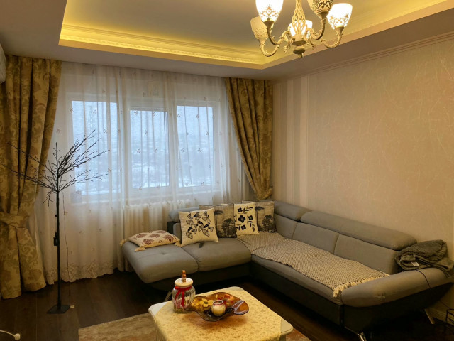 Apartament de vanzare, 3 camere,  decomandat ,  72 mp , Mircea cel Batran,   162175