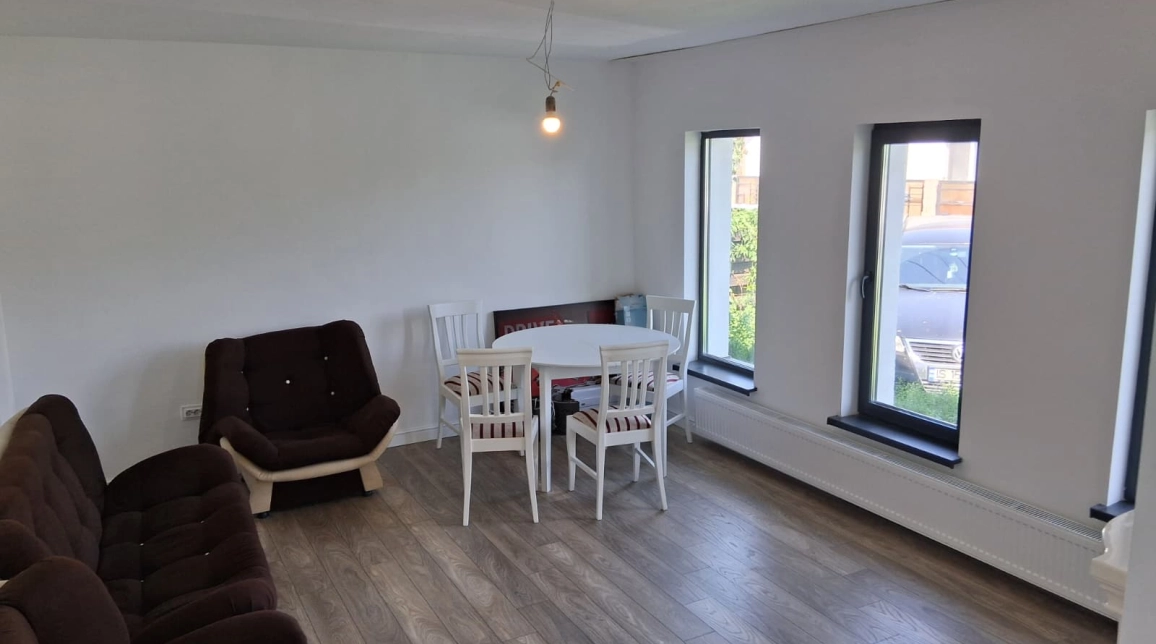 Oferta 4 camere, 110 mp , de vanzare casa in zona Dancu,  dupa Biserica imagine 1
