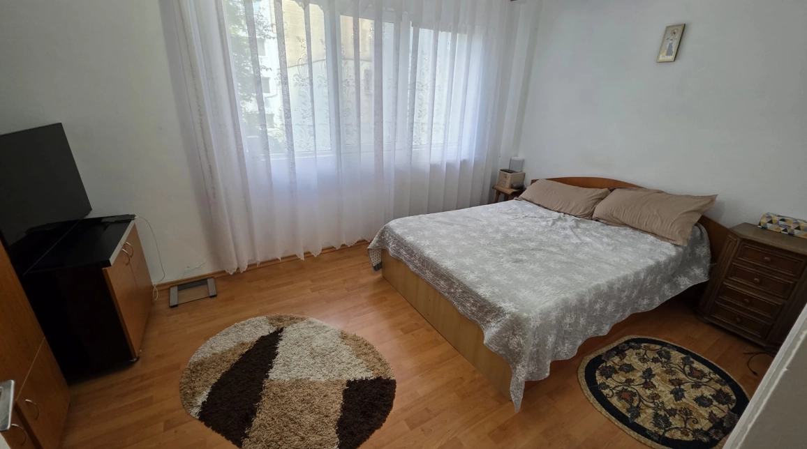 Oferta Apartament, 2 camere, semidecomandat, 52 mp , Podu Ros, de vanzare,   imagine 3