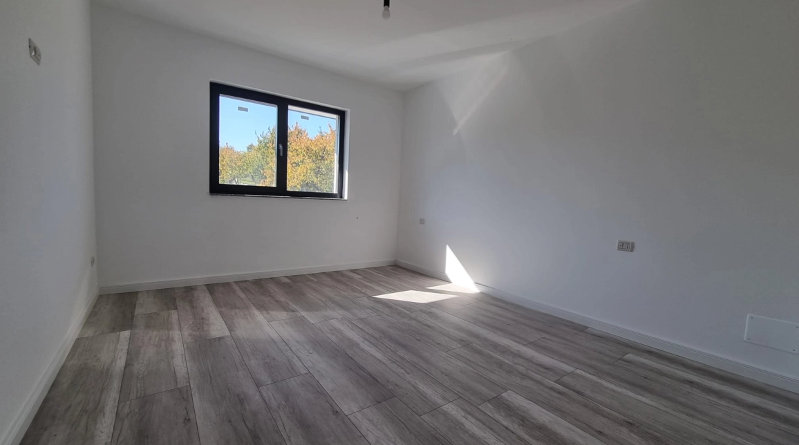 Oferta Bucium casa 120 mp , 4 camere, de vanzare,  Primaria Barnova imagine 3