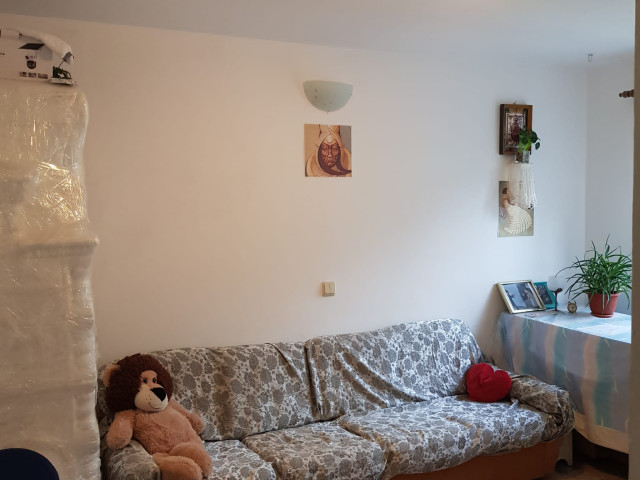 Vila de vanzare, 6 camere,  106mp, Barnova,  (dupa pensiunea Garofita) 162800