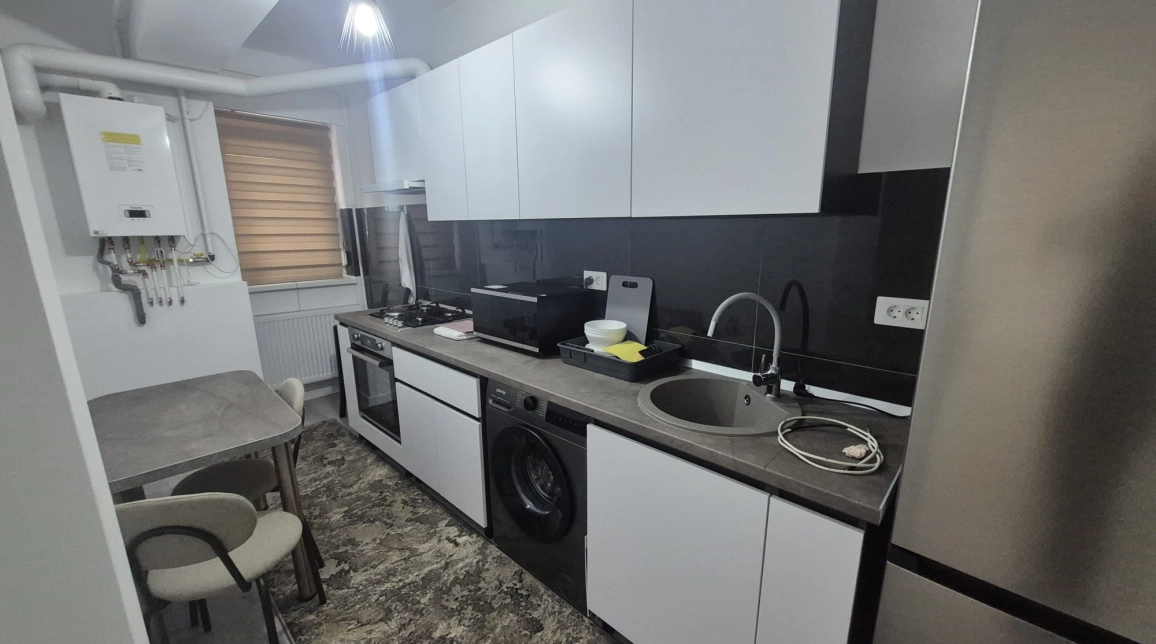 Oferta Apartament de inchiriat, o camera, decomandat, 43 mp , Frumoasa,  Bd Poitiers - Continental imagine 5