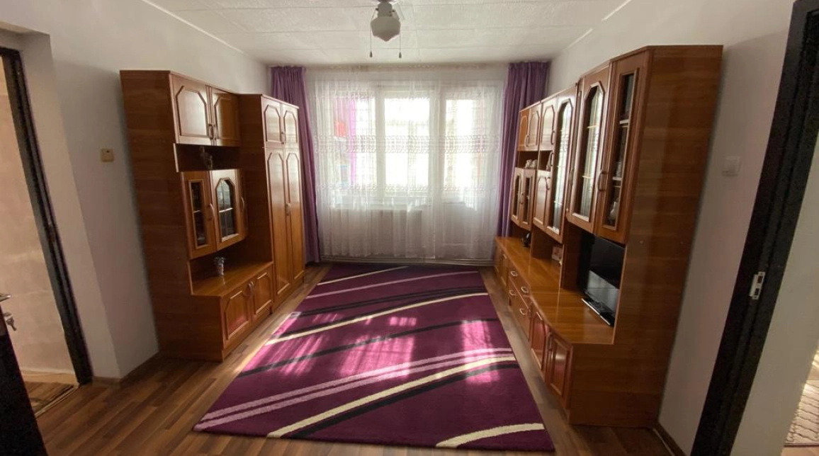 Oferta Apartament de vanzare, 3 camere, semidecomandat, 61 mp , Podu Ros,  Universitatea Gheorghe Asachi imagine 1