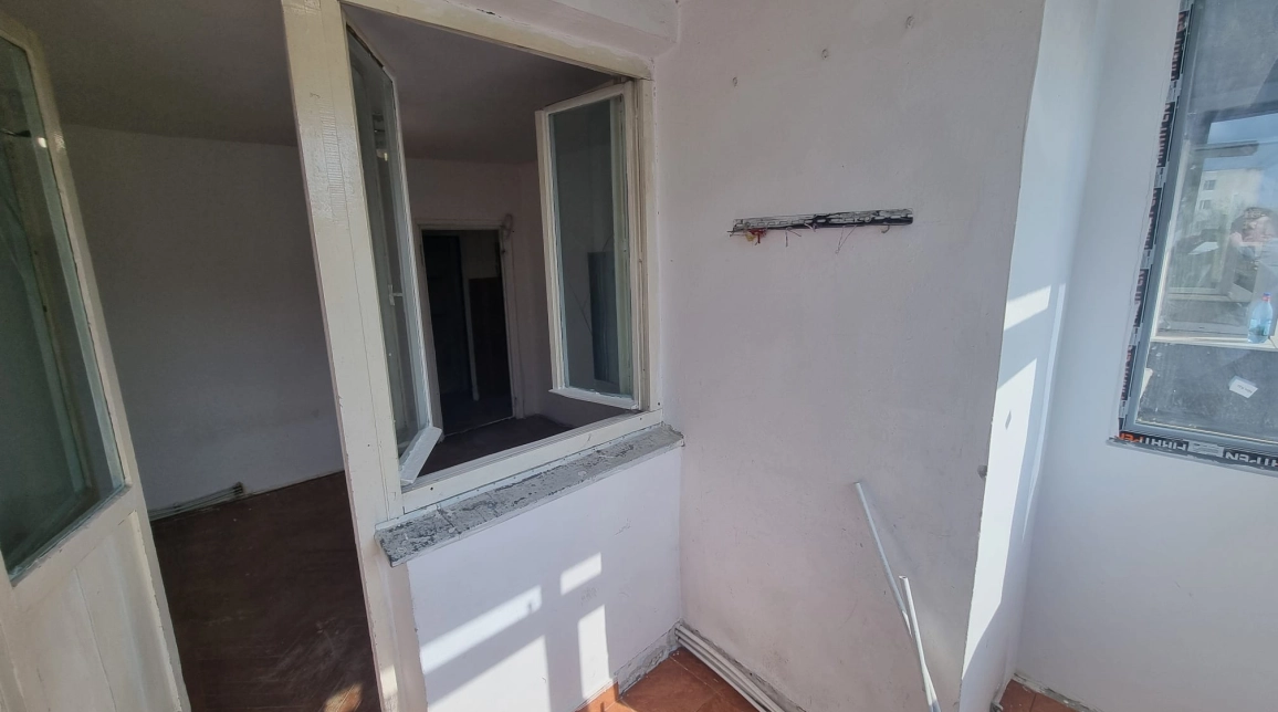 Oferta De vanzare apartament, 2 camere, decomandat, 52 mp , Podu Ros,  Piata Nicolina imagine 10