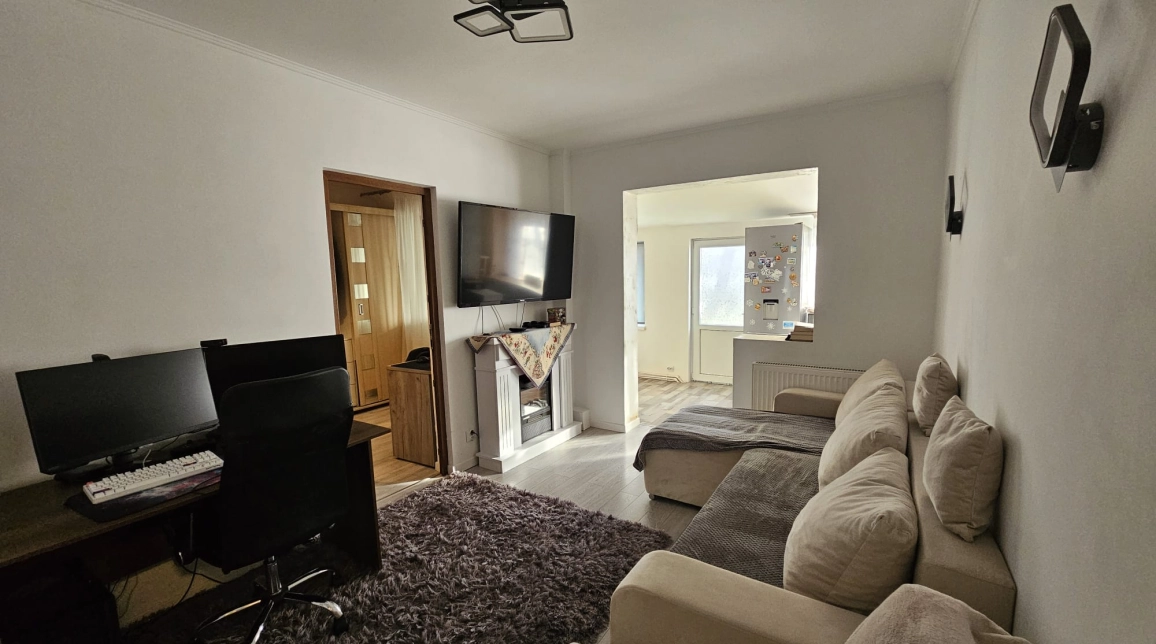 Oferta De vanzare apartament, 2 camere, nedecomandat, 50 mp , Alexandru cel Bun,  Liceul Miron Costin imagine 4