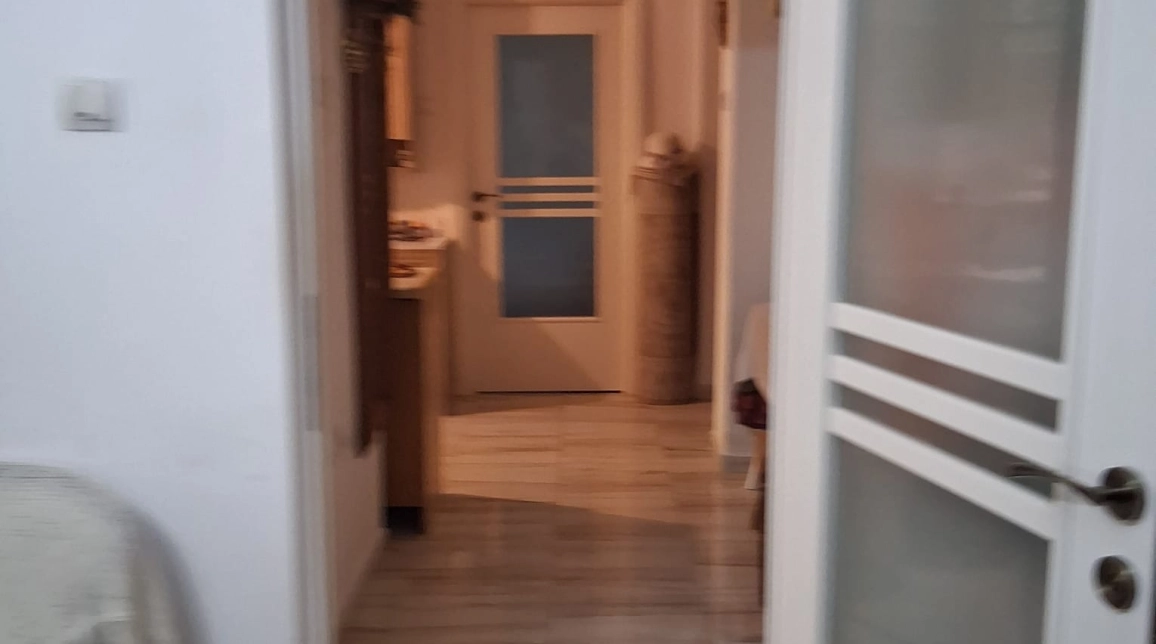 Oferta Apartament, 3 camere, nedecomandat, 60 mp , Tudor Vladimirescu, de vanzare,  Intersectia Bucsinescu imagine 13