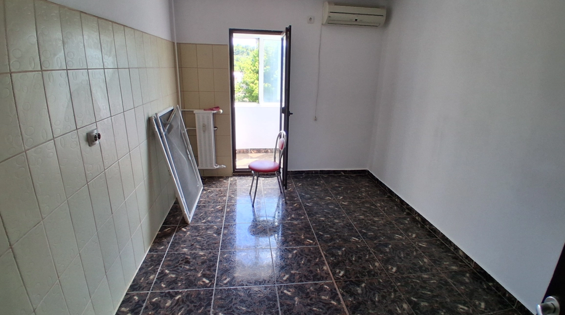 Oferta Apartament de vanzare, o camera, decomandat, 44 mp , Frumoasa,  BD. POITIERS imagine 1