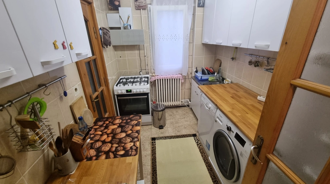 Oferta Tatarasi apartament 64 mp , 3 camere, semidecomandat, de vanzare,  Flora imagine 1