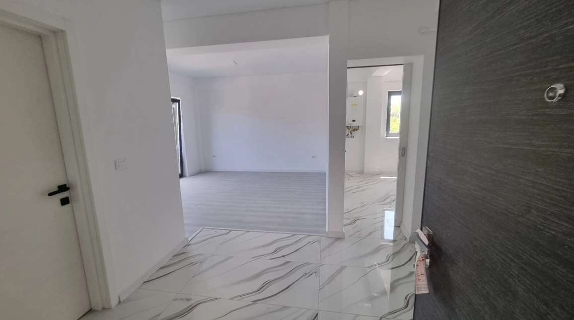 Oferta Apartament nou de vanzare, o camera, decomandat, 40 mp , Visani,  TLT Visan imagine 4