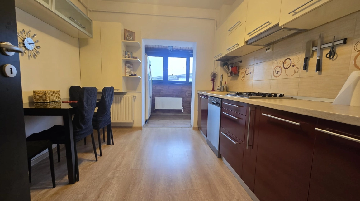 Oferta Apartament, 2 camere, decomandat, 70 mp , Popas Pacurari, de vanzare,  Complex Brown Luxury imagine 2