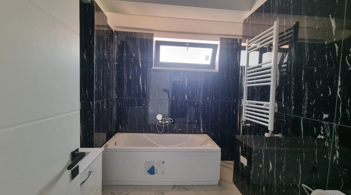 Oferta Apartament nou de vanzare, o camera, decomandat, 40 mp , Visani,  TLT Visan imagine 5