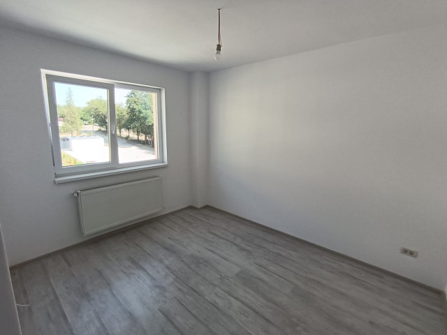 Apartament nou, 2 camere,  semidecomandat ,  56 mp , Valea Lupului, de vanzare,  (Antibiotice) 152856