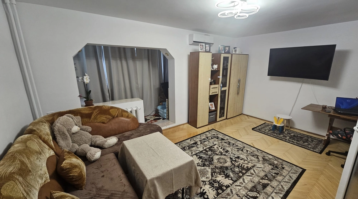 Oferta Apartament, 3 camere, decomandat, 73 mp , Poitiers, de vanzare,  la bulevard imagine 1