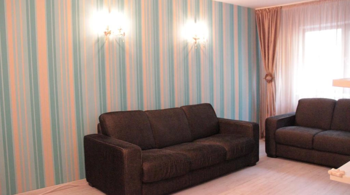 Oferta Central apartament 61 mp , 3 camere, decomandat, de vanzare,  PALAS MALL imagine 3