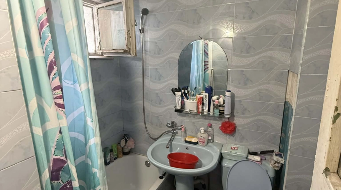 Oferta Apartament de vanzare, 3 camere, semidecomandat, 50 mp , Podu Ros,  Sensul Giratoriu imagine 3