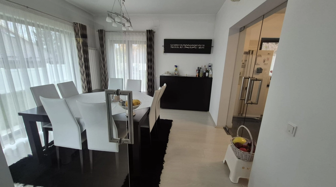 Oferta Bucium casa 190 mp , 5 camere, de vanzare,  Lidl imagine 6