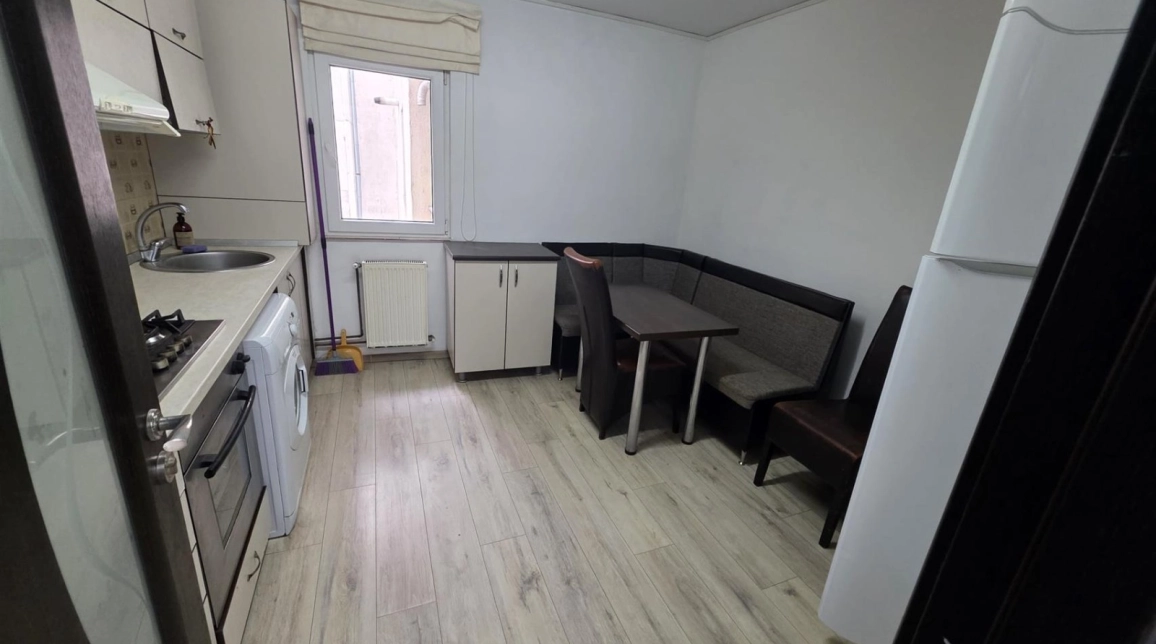 Oferta 2 camere, decomandat, 60 mp , de vanzare apartament in zona Nicolina,  Biserica Alba Cug imagine 2