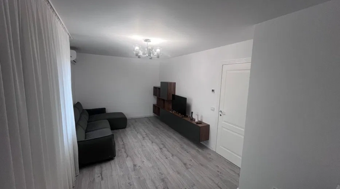 Oferta De inchiriat apartament, 2 camere, decomandat, 67 mp , Poitiers,  Lidl imagine 1