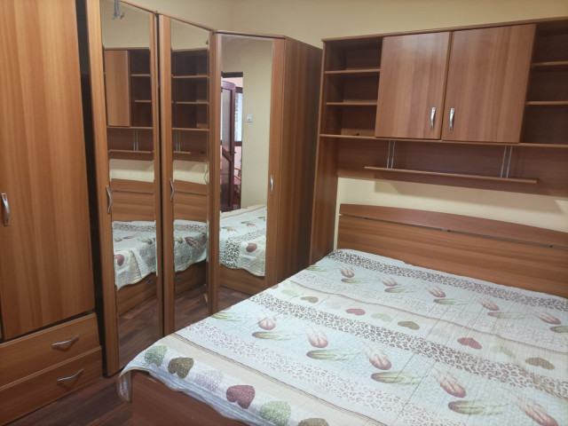 Apartament, 2 camere,  decomandat ,  46 mp , Alexandru cel Bun, de inchiriat,  (Restaurant Rita) 162656