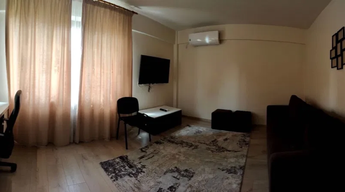 Oferta De inchiriat apartament, 2 camere, decomandat, 46 mp , Centru,  La Doi Pasi imagine 4