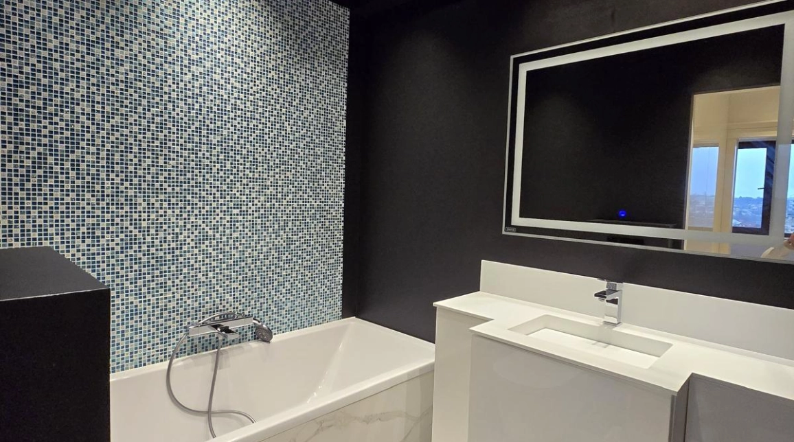Oferta Apartament nou, 4 camere, , 130 mp , Centru, de vanzare,  Vis a vis de Palas Mall imagine 6