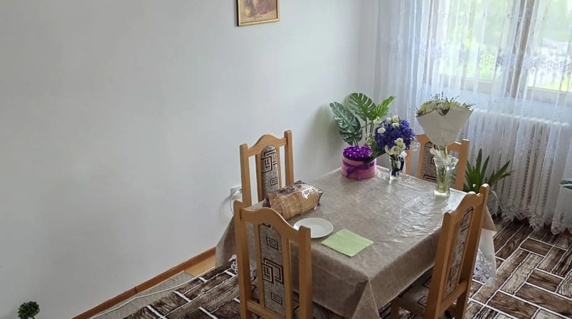 Oferta Apartament, 3 camere, semidecomandat, 65 mp , Podu Ros, de vanzare,  Sensul giratoriu imagine 1