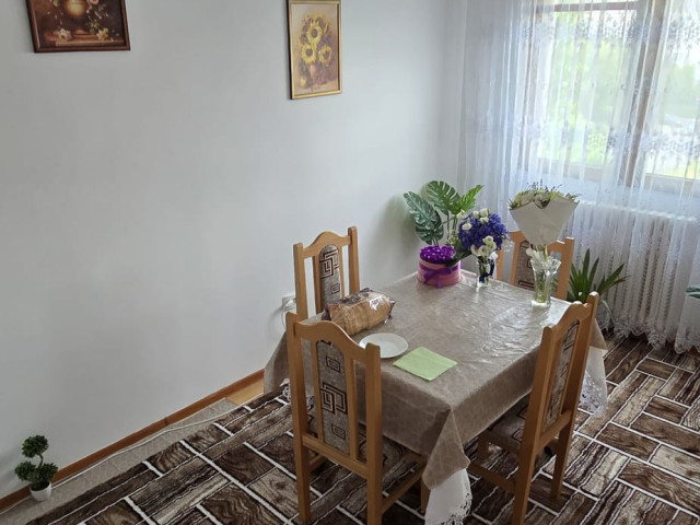 Apartament, 3 camere,  semidecomandat ,  65 mp , Podu Ros, de vanzare,  (Sensul giratoriu) 158921