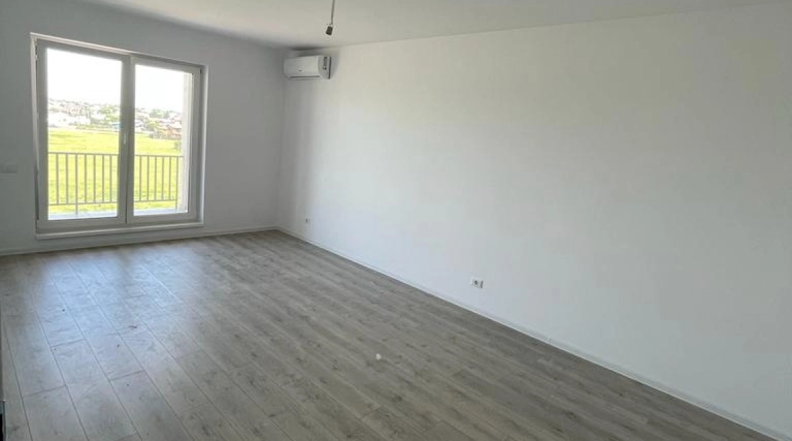 Oferta Apartament, 2 camere, decomandat, 53 mp , Pacurari, de vanzare,  Rediu Casablanca imagine 2