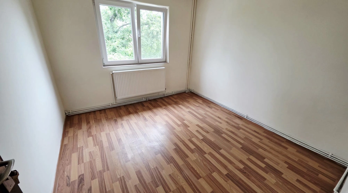 Oferta Mircea cel Batran apartament 42 mp , 2 camere, semidecomandat, de vanzare,  BRD imagine 3