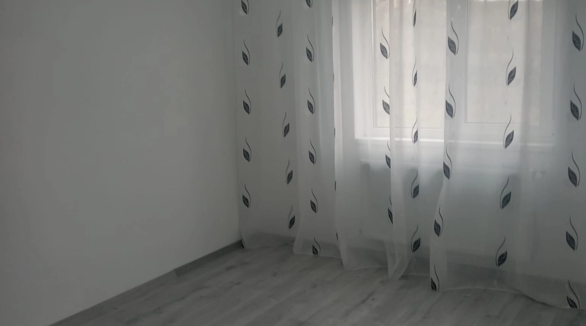 Oferta De vanzare casa, 5 camere, 180 mp , Ciurbesti,   imagine 7
