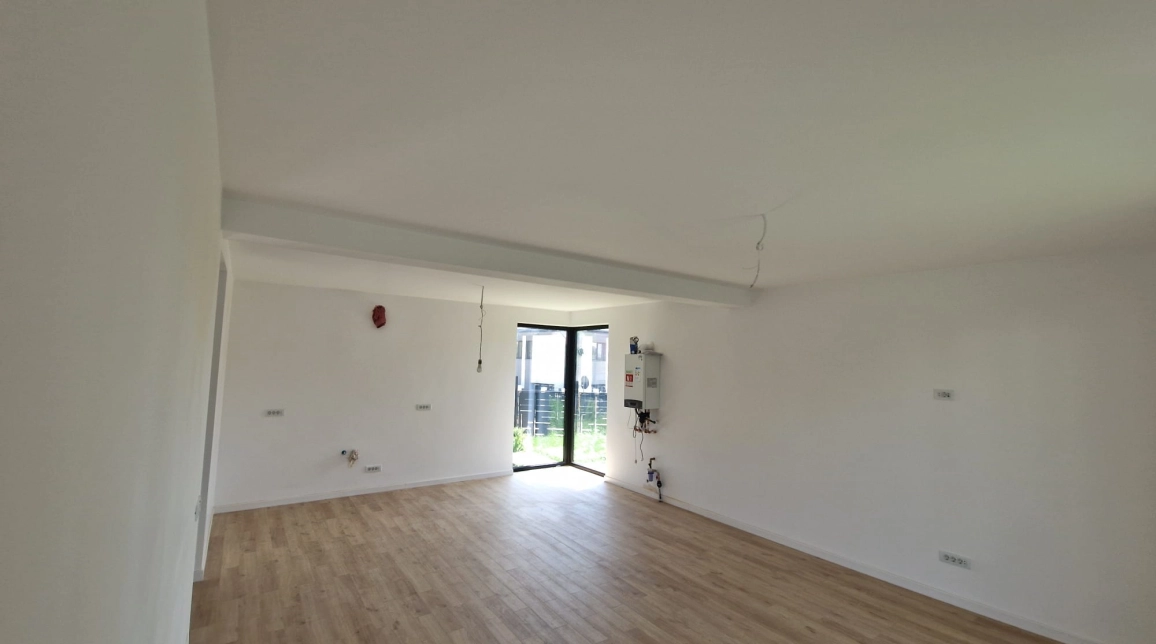 Oferta Miroslava casa 127 mp , 4 camere, de vanzare,  n spate la Familiy Market  imagine 5