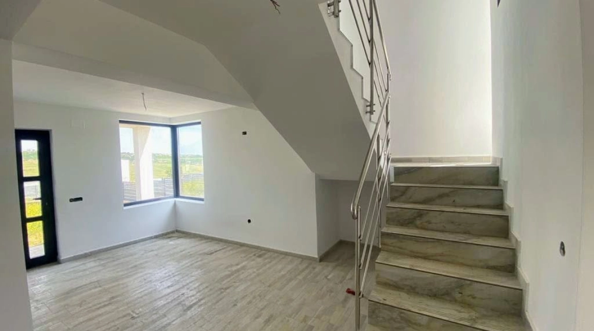 Oferta De vanzare casa, 4 camere, 107 mp , Valea Lupului,   imagine 2