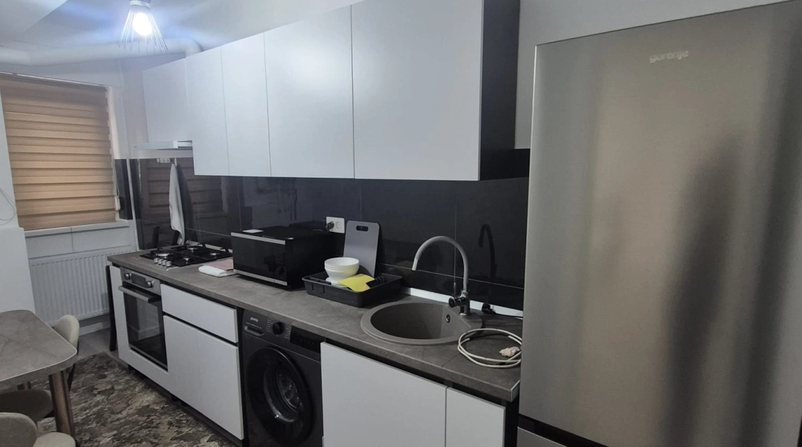 Oferta Apartament de inchiriat, o camera, decomandat, 43 mp , Frumoasa,  Bd Poitiers - Continental imagine 6