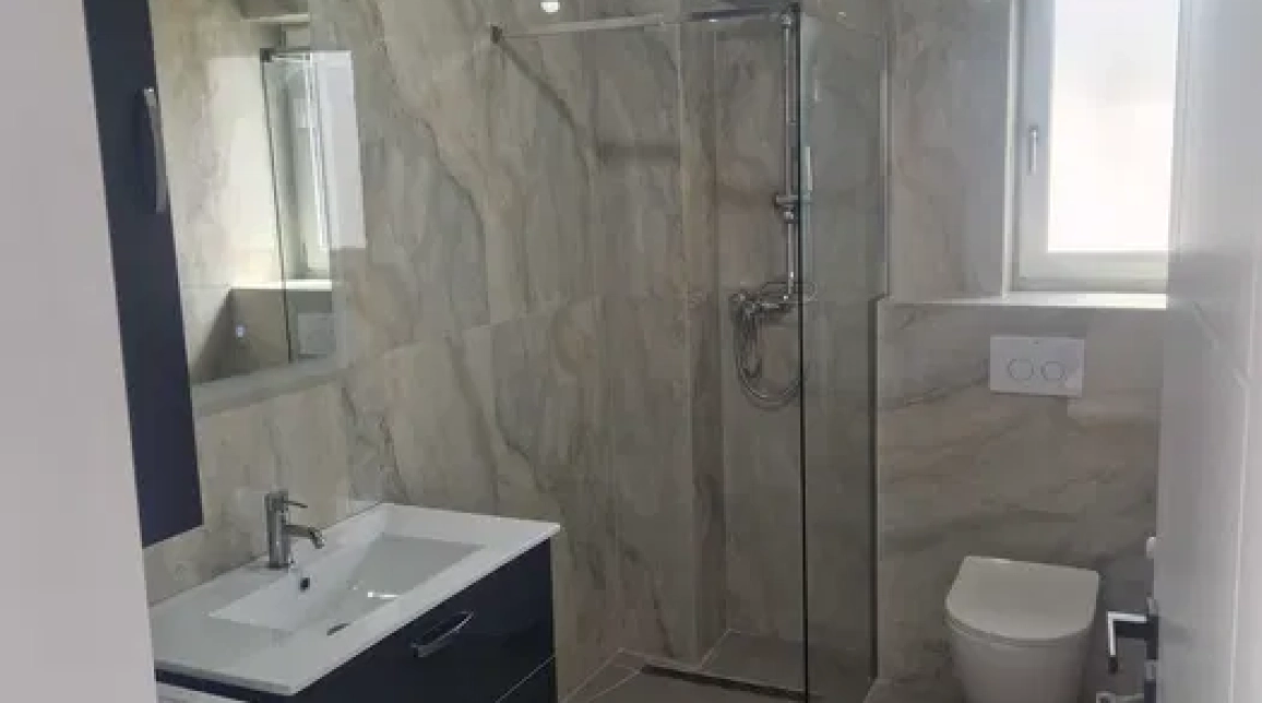 Oferta De inchiriat apartament, 2 camere, decomandat, 53 mp , Valea Adanca,  5 Drumuri imagine 5